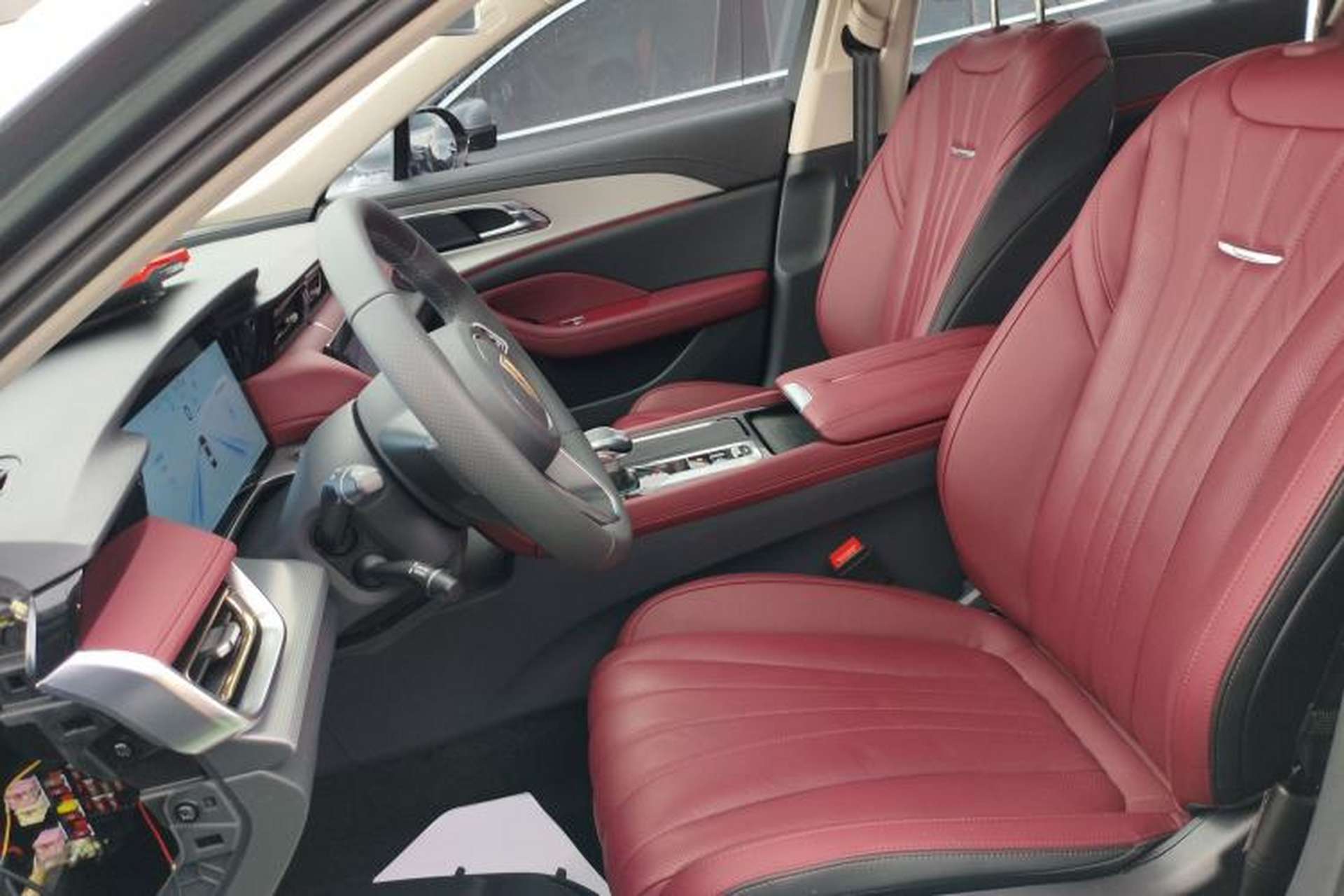 Used Hongqi H5 2024 2.0T Automatic Smart Connect Flagship Edition Left Front Seat