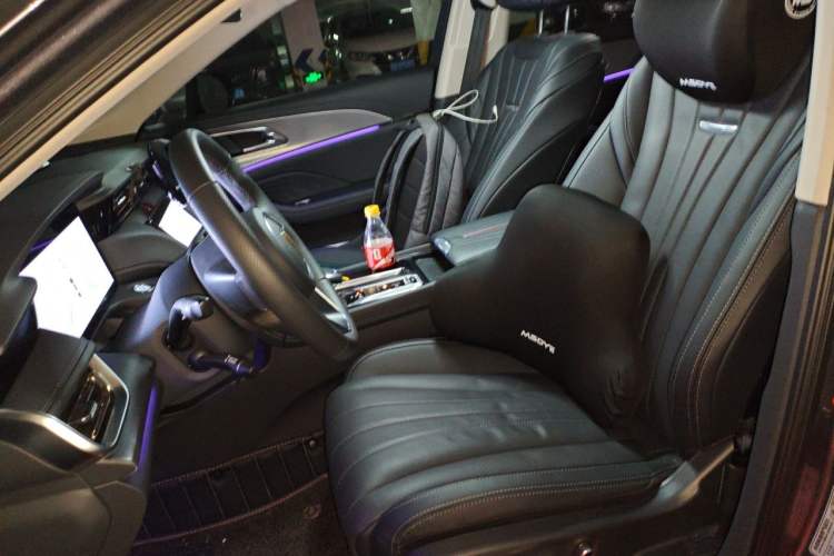 Used Hongqi H5 2024 2.0T Automatic Smart Connect Flagship Edition Left Front Seat