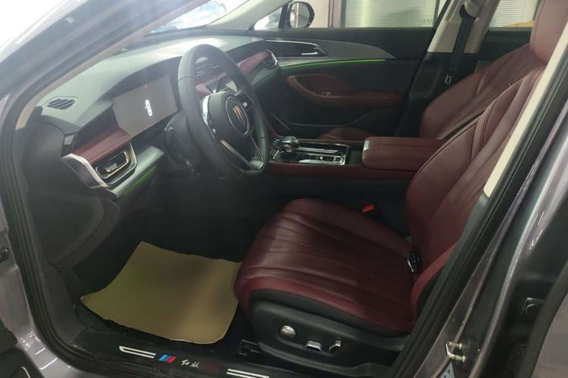 Used Hongqi H5 2024 2.0T Automatic Smart Connect Flagship Edition Left Front Seat