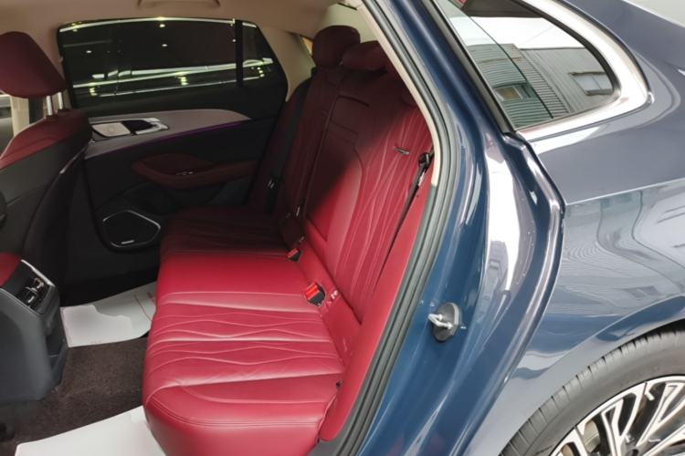 Used Hongqi H5 2024 2.0T Automatic Smart Connect Flagship Edition Left Rear Seat