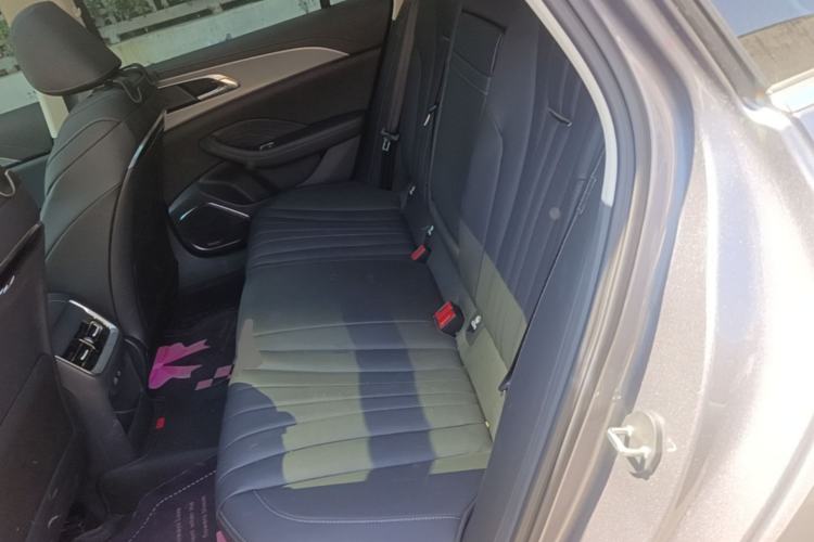 Used Hongqi H5 2024 2.0T Automatic Smart Connect Flagship Edition Left Rear Seat