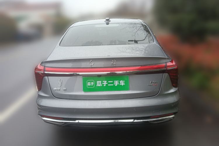 Used Hongqi H5 2024 2.0T Automatic Smart Connect Flagship Edition Rear