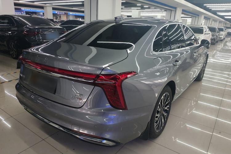 Used Hongqi H5 2024 2.0T Automatic Smart Connect Flagship Edition Rear Right 45 Deg