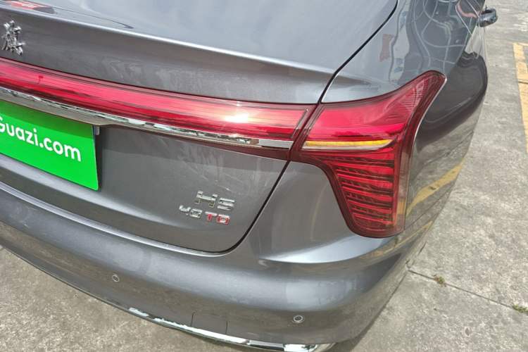 Used Hongqi H5 2024 2.0T Automatic Smart Connect Flagship Edition Right Rear Taillight