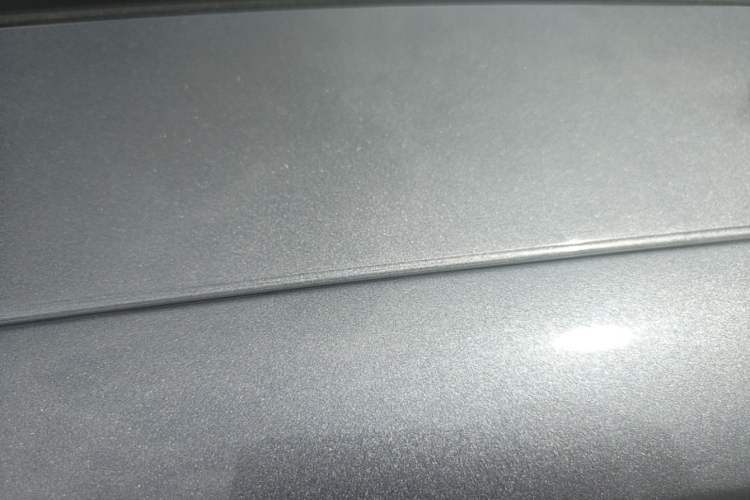 Used Hongqi H5 2024 2.0T Automatic Smart Connect Flagship Edition Roof