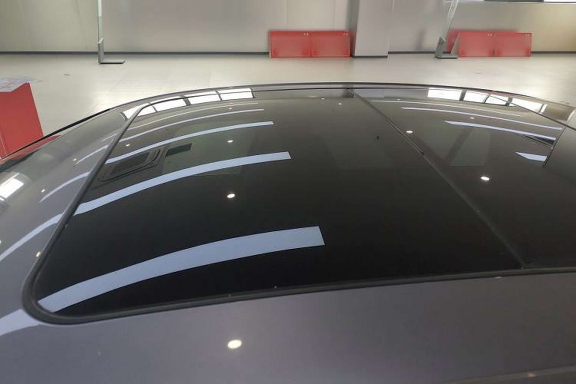 Used Hongqi H5 2024 2.0T Automatic Smart Connect Flagship Edition Roof