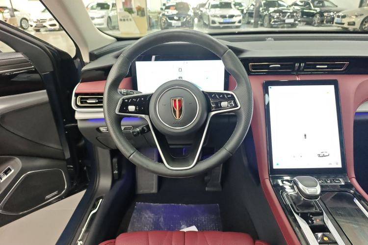 Used Hongqi H5 2024 2.0T Automatic Smart Connect Flagship Edition Steering Wheel