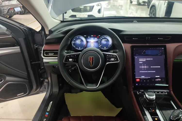 Used Hongqi H5 2024 2.0T Automatic Smart Connect Flagship Edition Steering Wheel