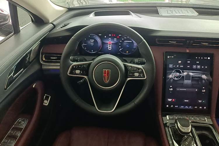 Used Hongqi H5 2024 2.0T Automatic Smart Connect Flagship Edition Steering Wheel