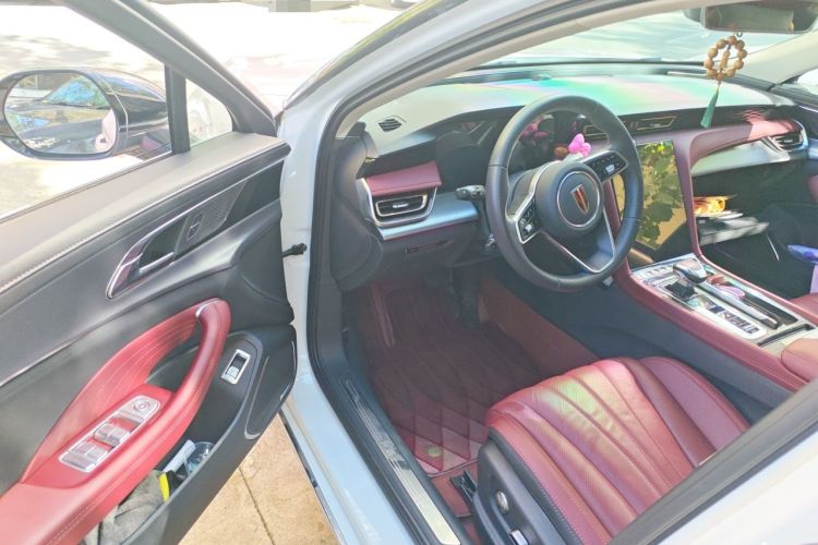 Used Hongqi H5 2024 2.0T Automatic Smart Connect Flagship Edition Driver Seat