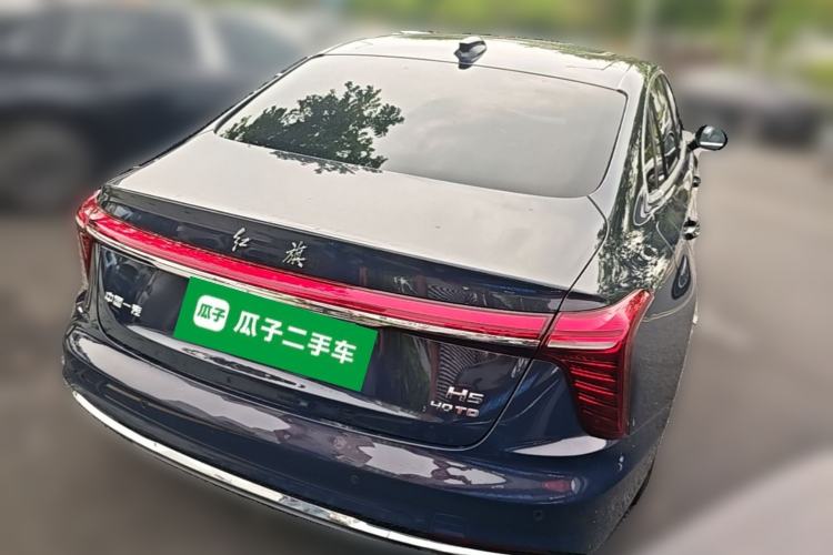 Used Hongqi H5 2024 2.0T Automatic Smart Connect Flagship Edition Rear Right 45 Deg