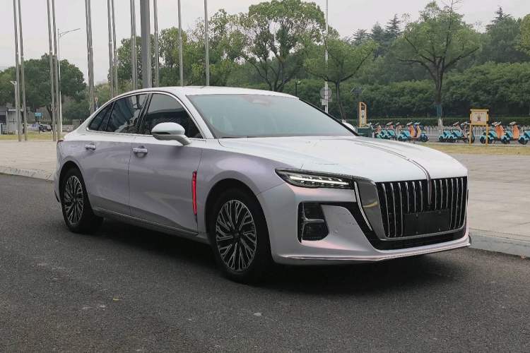 Used Hongqi H5 2024 2.0T Automatic Smart Connect Flagship Edition Exterior 2