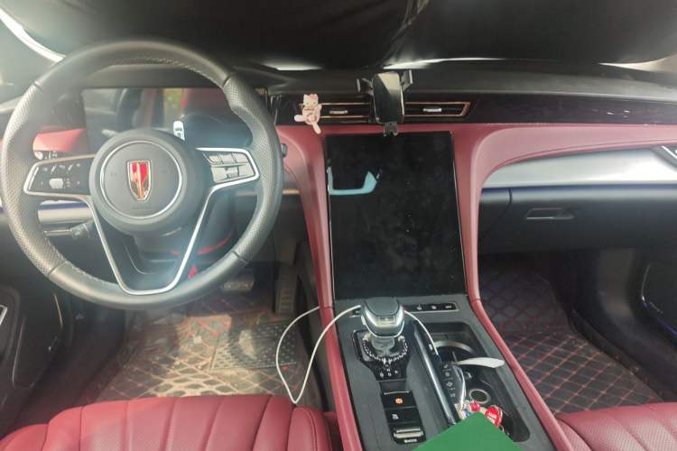Used Hongqi H5 2024 2.0T Automatic Smart Connect Flagship Edition Interior 2