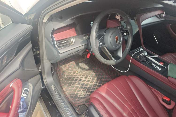 Used Hongqi H5 2024 2.0T Automatic Smart Connect Flagship Edition Interior 3