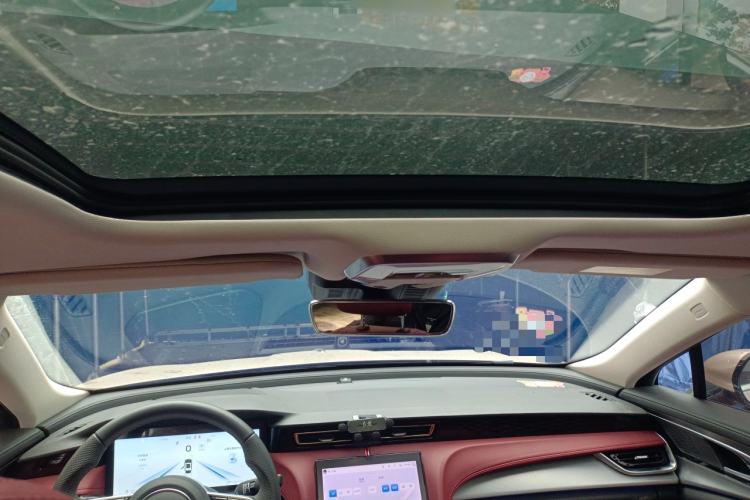 Used Hongqi H5 2024 2.0T Automatic Smart Connect Flagship Edition Headliner