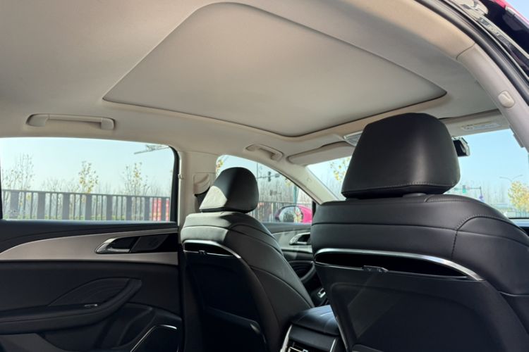 Used Hongqi H5 2024 1.5T DCT Smart Connect Flagship Edition Interior 3