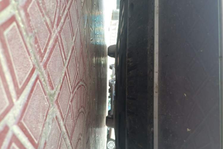 Used Hongqi H5 2024 1.5T DCT Smart Connect Flagship Edition Chassis Front