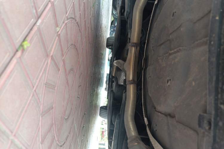 Used Hongqi H5 2024 1.5T DCT Smart Connect Flagship Edition Chassis Rear