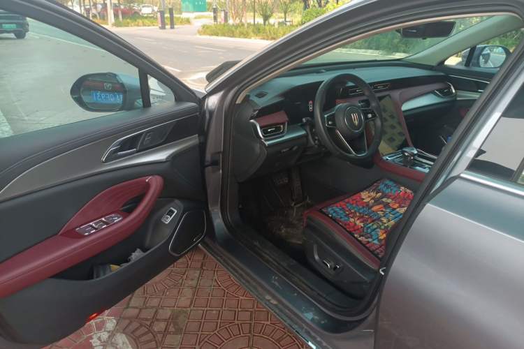 Used Hongqi H5 2024 1.5T DCT Smart Connect Flagship Edition Driver Seat