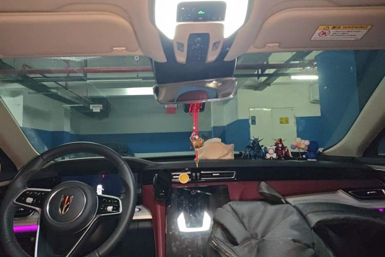 Used Hongqi H5 2024 2.0T Automatic Smart Connect Flagship Edition Headliner