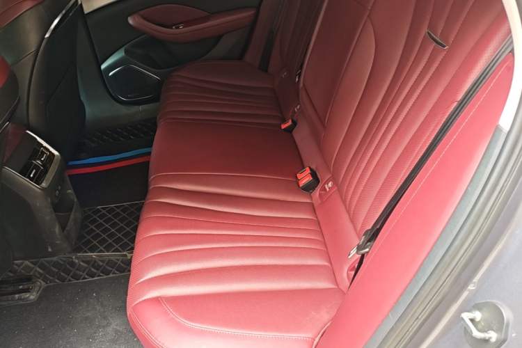 Used Hongqi H5 2024 1.5T DCT Smart Connect Flagship Edition Left Rear Seat