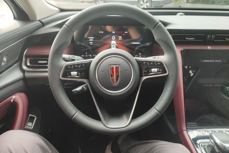 Used Hongqi H5 2024 2.0T Automatic Smart Connect Flagship Edition Steering Wheel