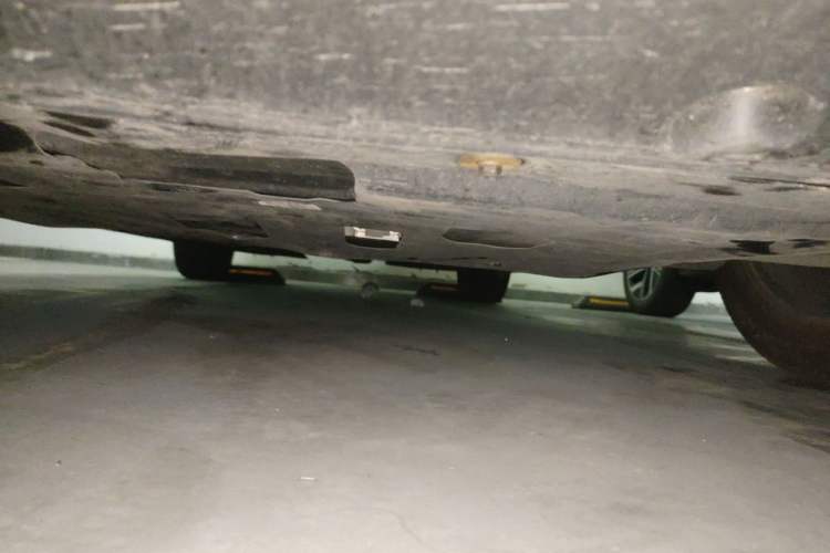 Used Hongqi H5 2024 1.5T DCT Smart Connect Flagship Edition Chassis Front