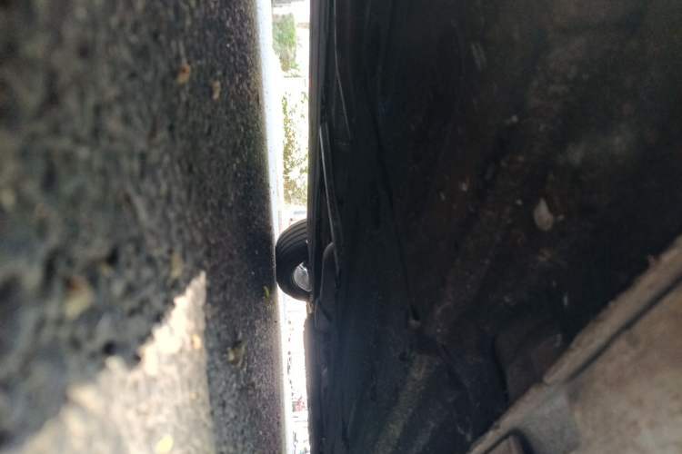Used Hongqi H5 2024 2.0T Automatic Smart Connect Flagship Edition Chassis Rear Right