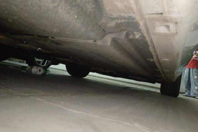 Used Hongqi H5 2024 1.5T DCT Smart Connect Flagship Edition Chassis Rear Right