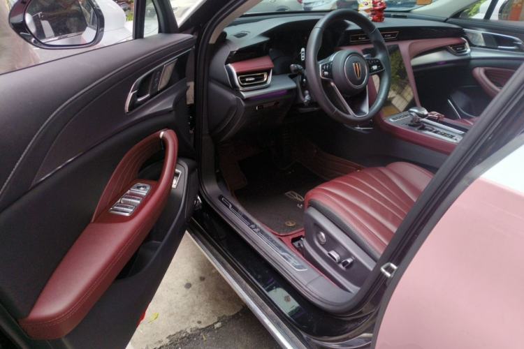 Used Hongqi H5 2024 2.0T Automatic Smart Connect Flagship Edition Driver Seat