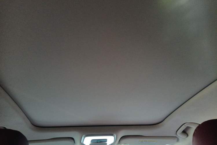 Used Hongqi H5 2024 2.0T Automatic Smart Connect Flagship Edition Headliner
