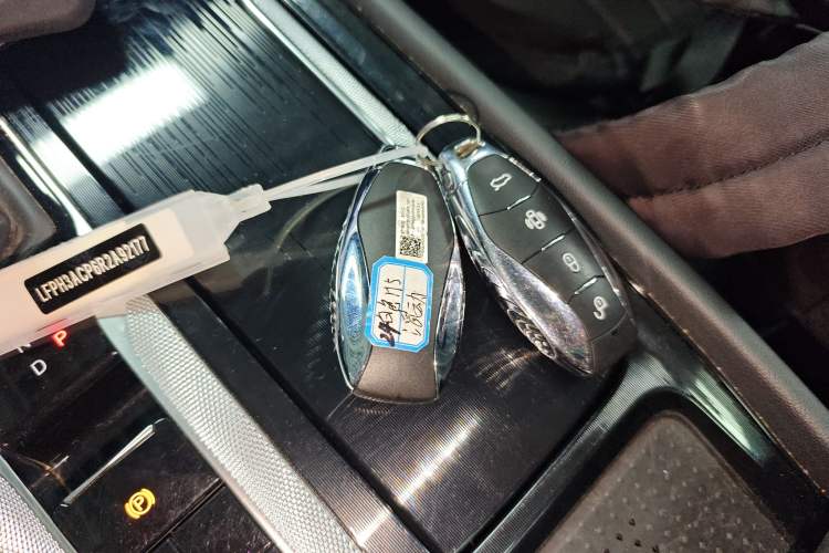 Used Hongqi H5 2024 1.5T HEV Smart Connect Flagship Edition Interior 1