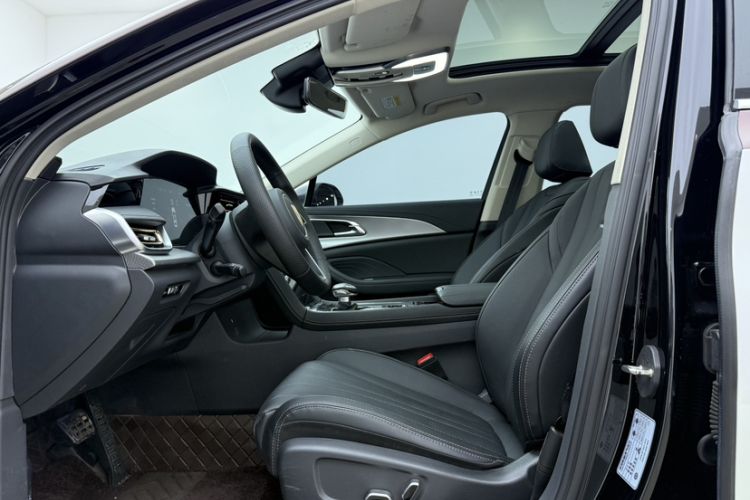 Used Hongqi H5 2024 2.0T Automatic Smart Connect Flagship Edition Interior 1