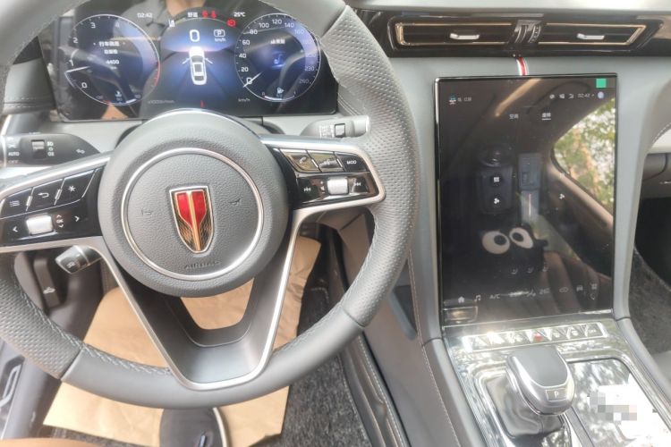 Used Hongqi H5 2024 2.0T Automatic Smart Connect Flagship Edition Odometer Close Up
