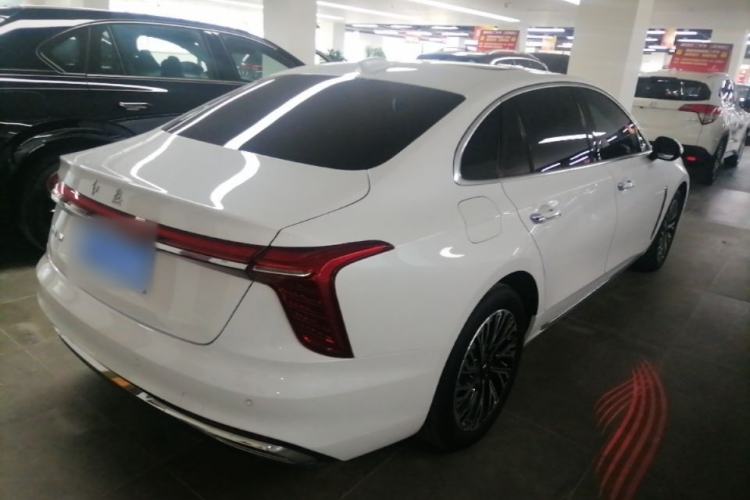 Used Hongqi H5 2024 2.0T Automatic Smart Connect Flagship Edition Rear Right 45 Deg