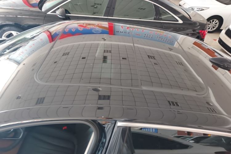 Used Hongqi H5 2024 2.0T Automatic Smart Connect Flagship Edition Roof