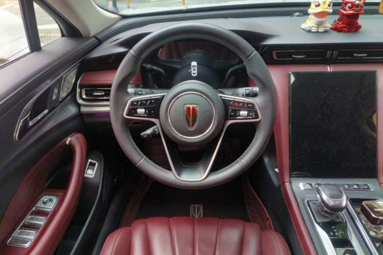 Used Hongqi H5 2024 2.0T Automatic Smart Connect Flagship Edition Steering Wheel
