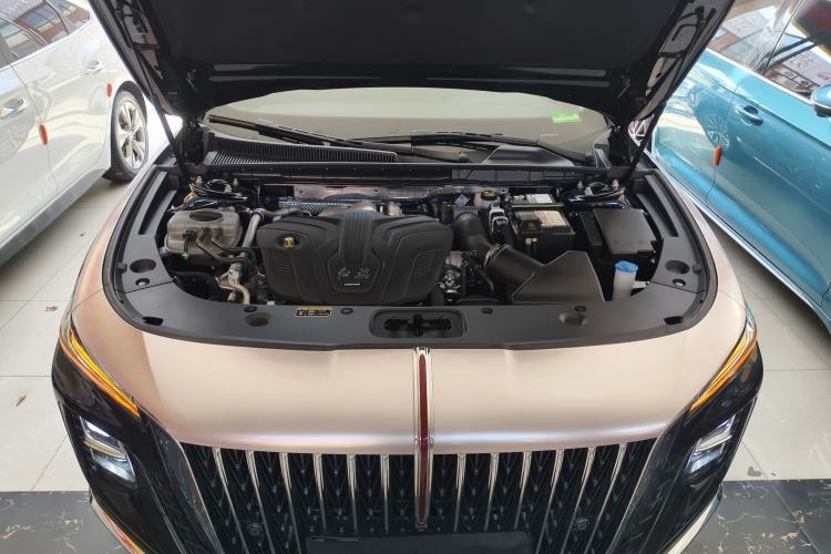 Used Hongqi H5 2024 2.0T Automatic Smart Connect Flagship Edition Engine Bay