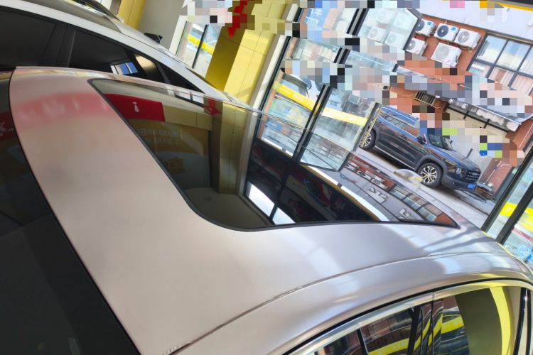 Used Hongqi H5 2024 2.0T Automatic Smart Connect Flagship Edition Roof
