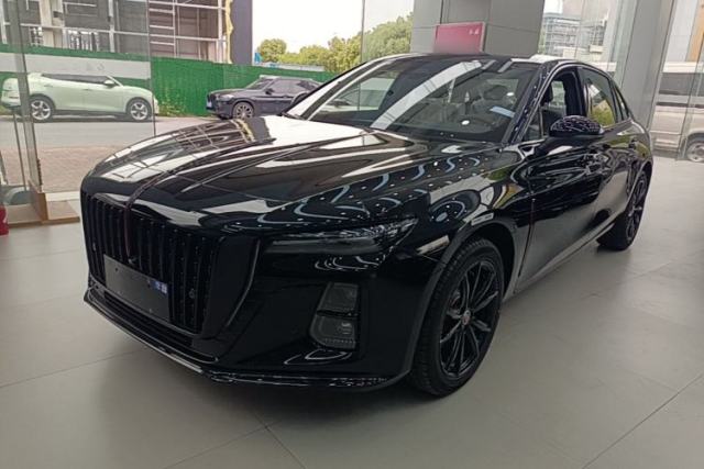 Used Hongqi H5 2025 Model 2.0T Automatic Xuan Ying 2 Million Units Commemorative Edition