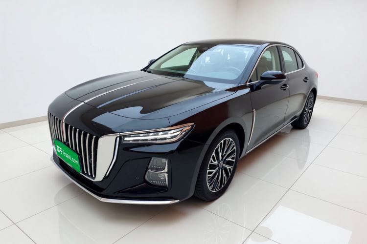 Hongqi H5 2025 2.0T Automatic Flag Edition – 500 000 Units Commemorative Version
