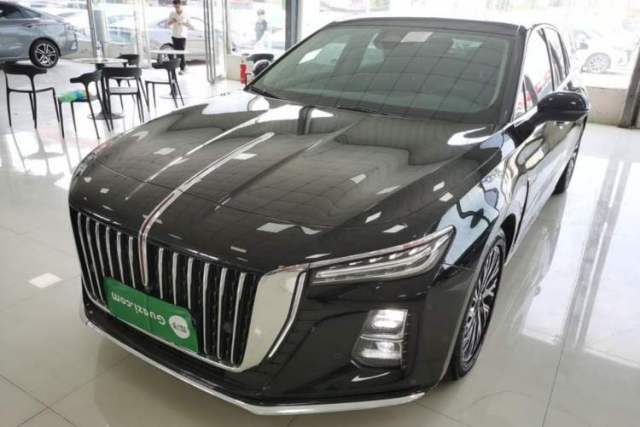 Used Hongqi H5 2025 2.0T Automatic Flag Edition – 500 000 Units Commemorative Version
