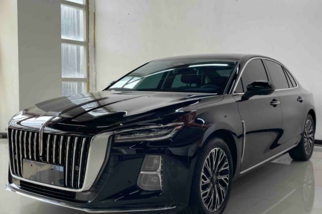 Used Hongqi H5 2025 2.0T Automatic Flag Edition – 500 000 Units Commemorative Version