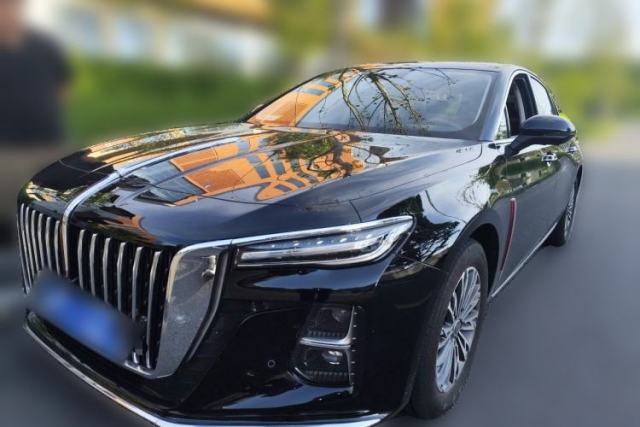Hongqi H5 2025 1.5T DCT Qiyun 500 000th Unit Commemorative Edition d’occasion