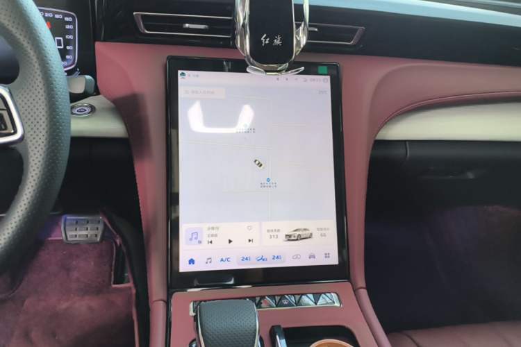 Used Hongqi H5 2025 1.5T DCT Qiyun 500 000th Unit Commemorative Edition Audio And AC Panel