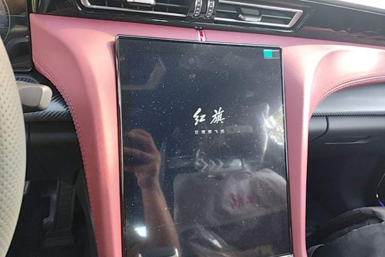 Used Hongqi H5 2025 2.0T Automatic Xuan Ying Edition Audio And AC Panel