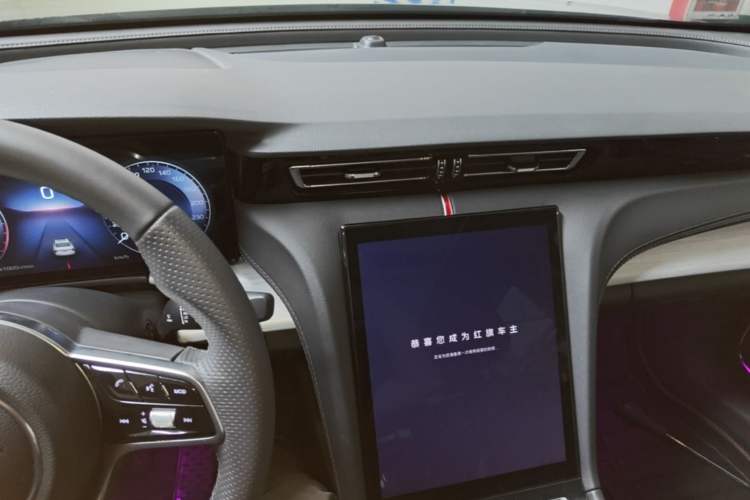 Used Hongqi H5 2025 2.0T Automatic Flagship 500 000th Unit Anniversary Edition Audio And AC Panel