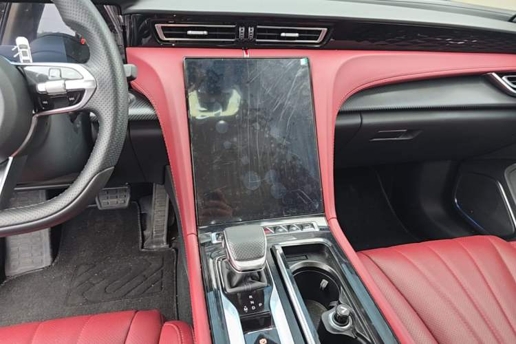 Used Hongqi H5 2025 1.5T DCT Xuan Ying Edition Audio And AC Panel