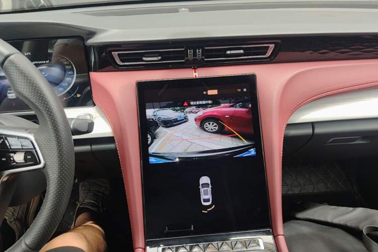 Used Hongqi H5 2025 2.0T Automatic Flagship 500 000th Unit Anniversary Edition Audio And AC Panel