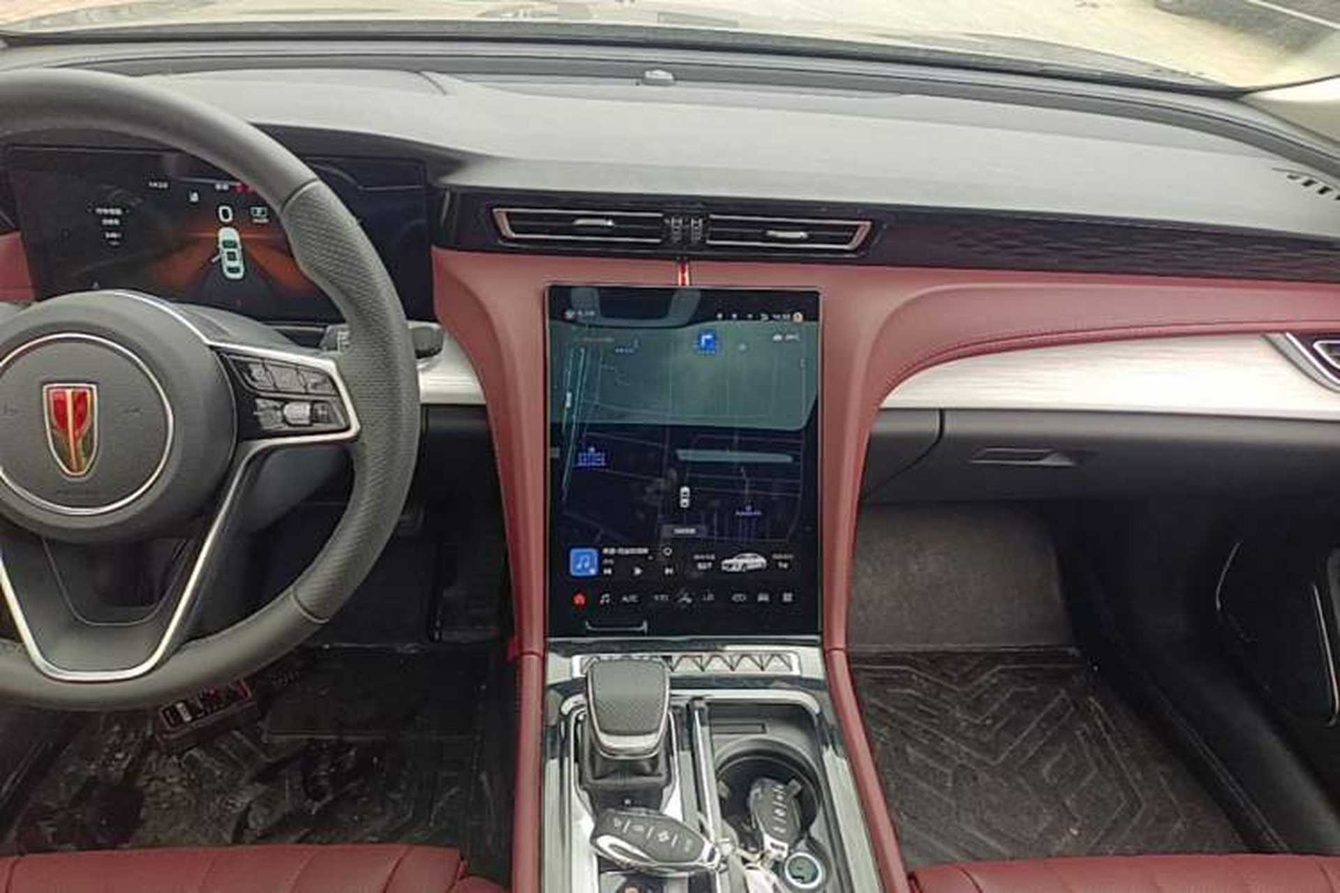 Used Hongqi H5 2025 2.0T Automatic Flag Edition – 500 000 Units Commemorative Version Audio And AC Panel